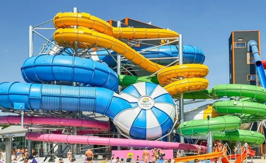 Aquaparki w Polsce - Jak wybrać najlepszy park wodny?